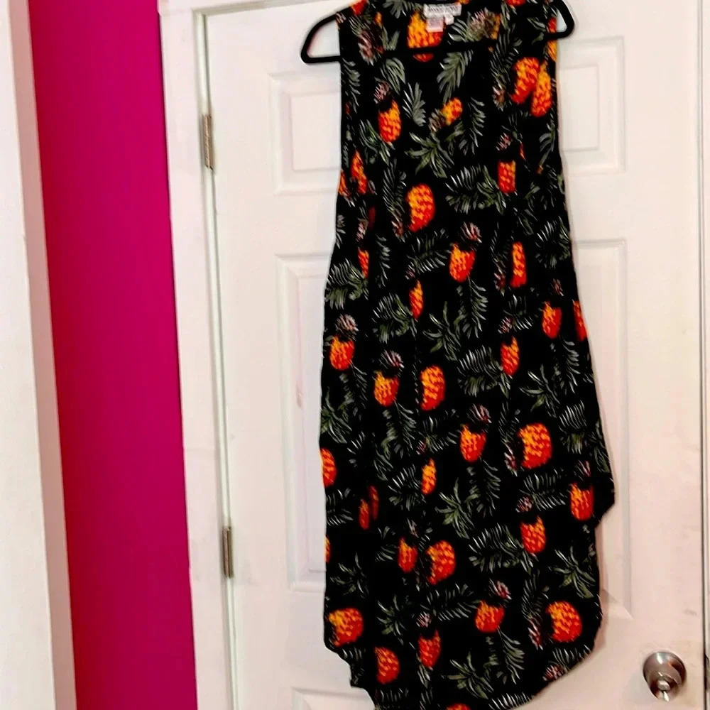 Pineapple dress sleeveless
